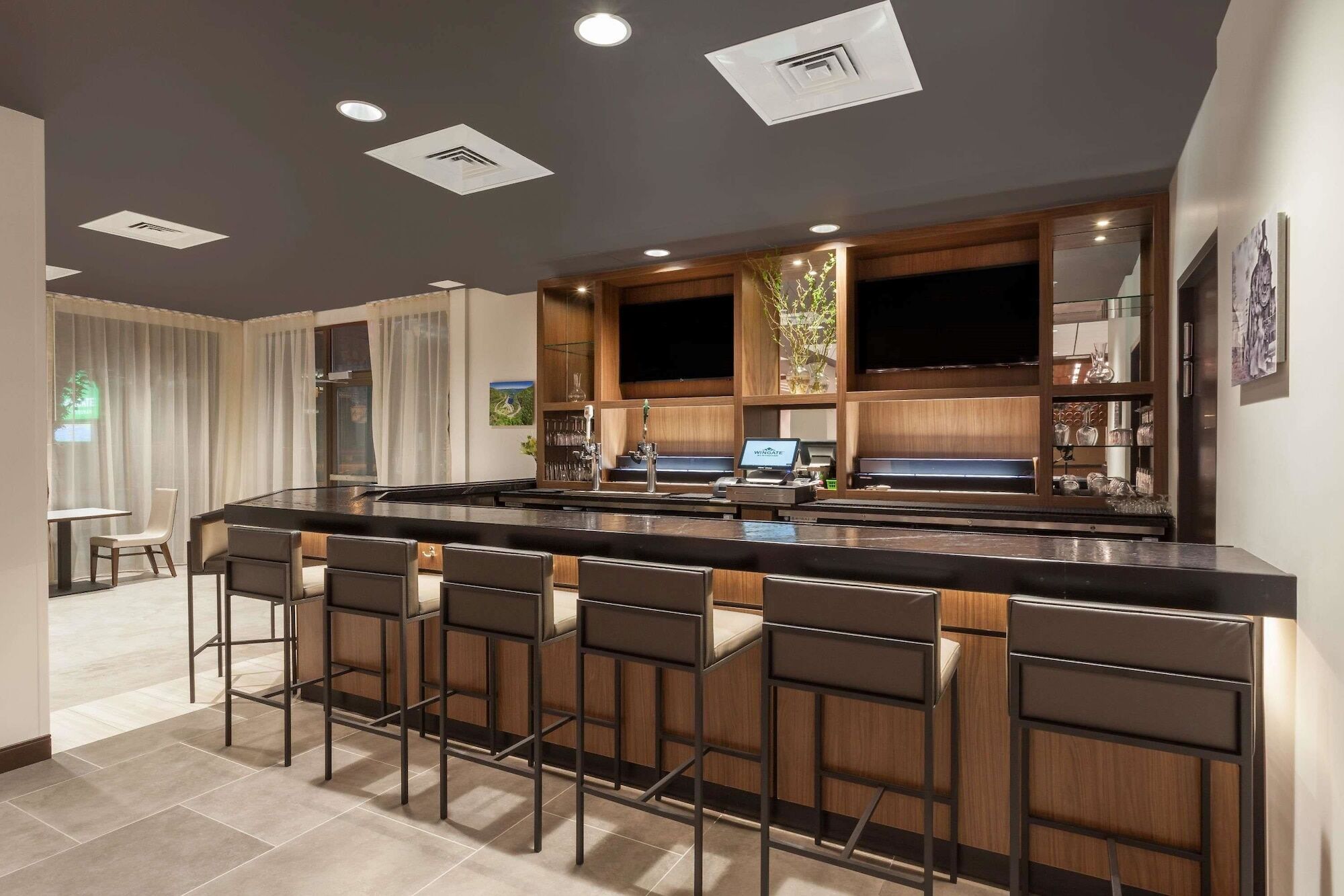 Wingate By Wyndham Altoona Downtown/Medical Center Hotell Exteriör bild